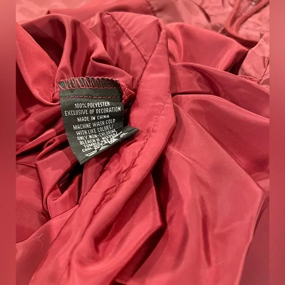 BEAUTIFUL GIANT LA Rain Coat Jacket Deep Red Camouflage Large Drawstring - Picture 10 of 11